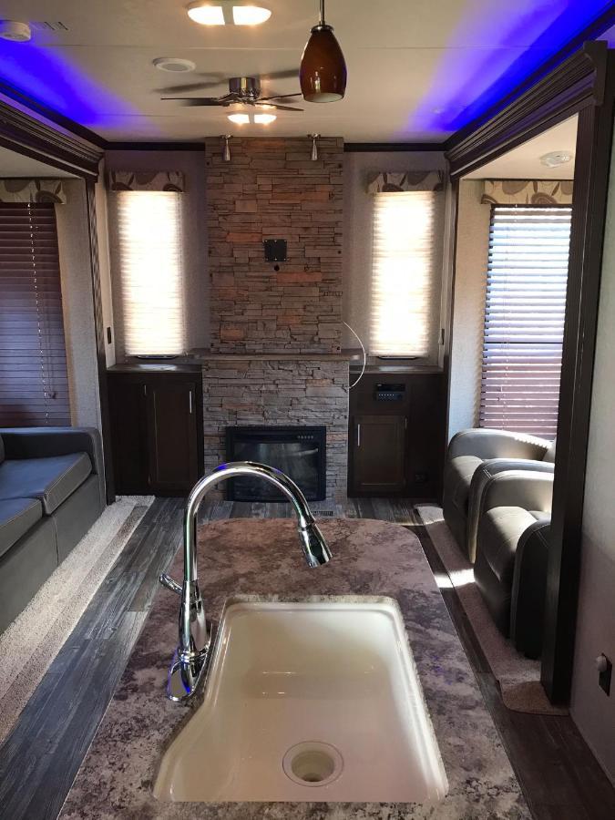 Orchard Queen Motel & Rv Park Middleton Екстер'єр фото